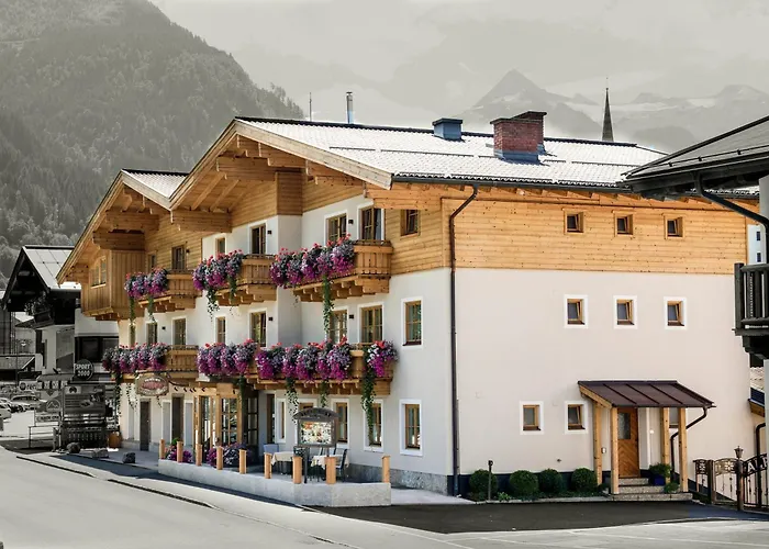 PEOPLE'S Hotel